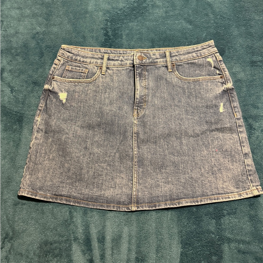 Old Navy Black A-Line Mini Skirt Casual
